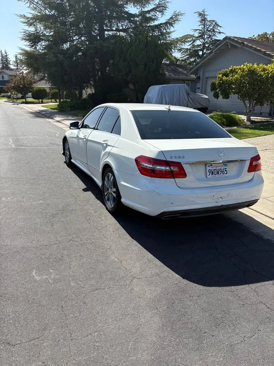 2010 Mercedes-Benz W212 E-Class - Image 3 of 16