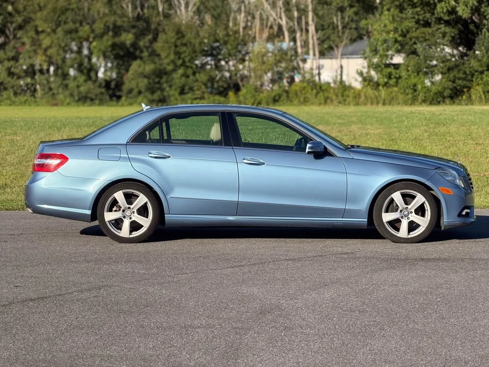 2010 Mercedes-Benz W212 E-Class - Image 3 of 19