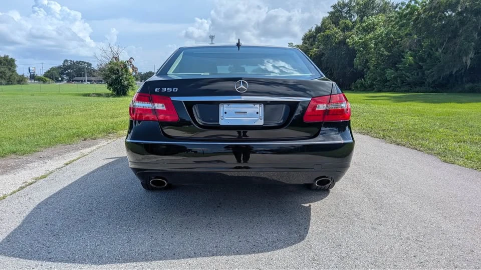 2010 Mercedes-Benz W212 E-Class - Image 9 of 20