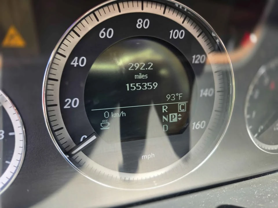 2010 Mercedes-Benz W212 E-Class - Image 14 of 18