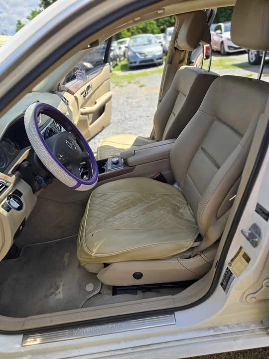 2010 Mercedes-Benz W212 E-Class - Image 12 of 18