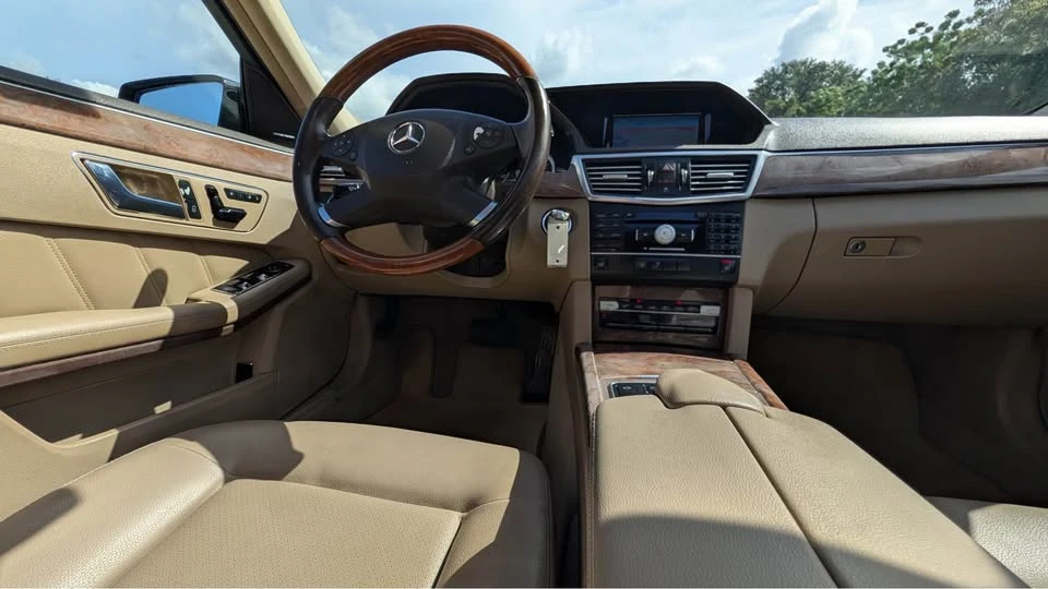 2010 Mercedes-Benz W212 E-Class - Image 17 of 20