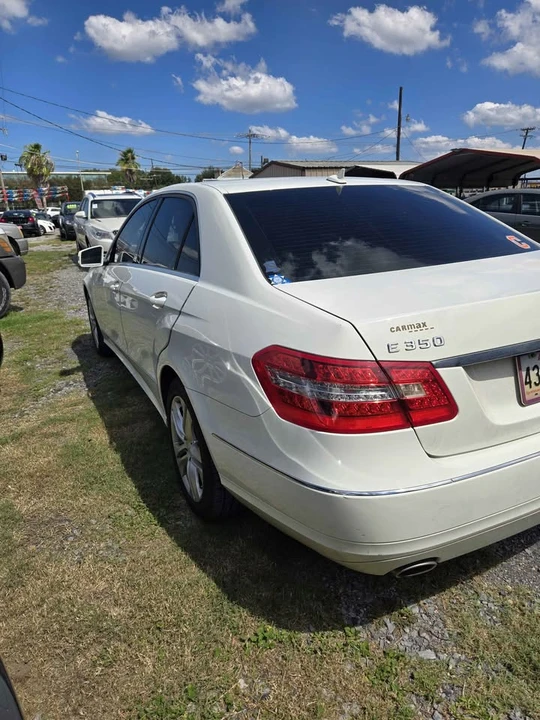 2010 Mercedes-Benz W212 E-Class - Image 5 of 18