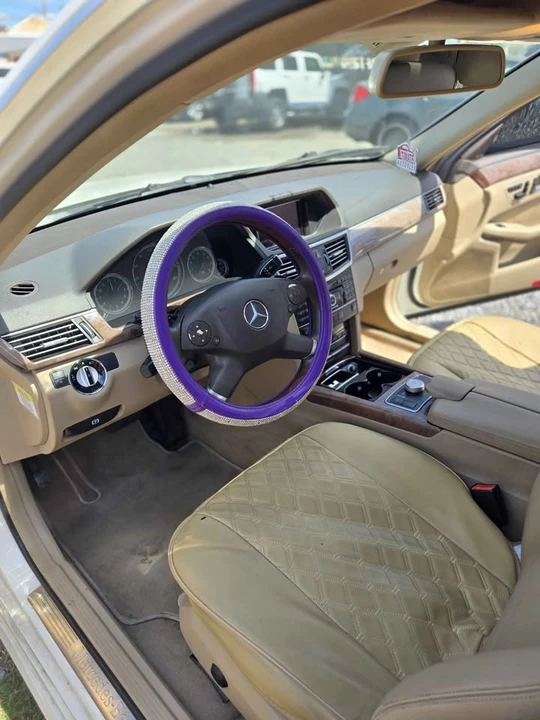 2010 Mercedes-Benz W212 E-Class - Image 13 of 18
