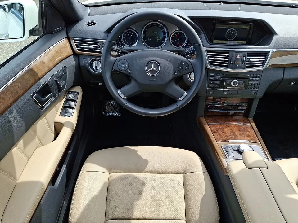 2010 Mercedes-Benz W212 E-Class - Image 11 of 19