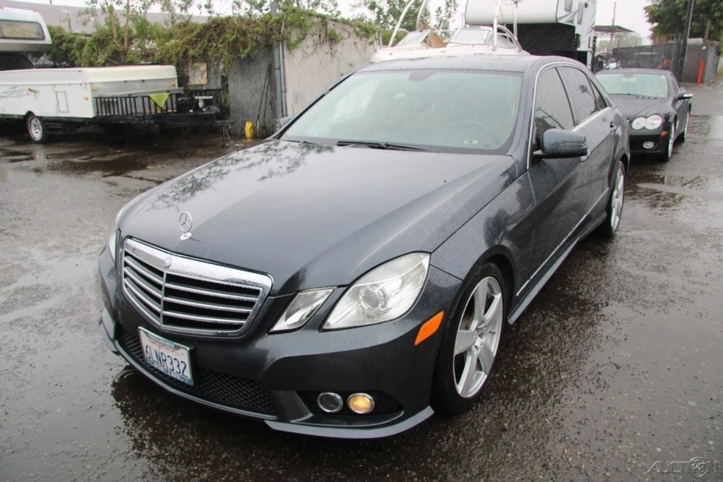 2010 Mercedes-Benz W212 E-Class - Image 2 of 21
