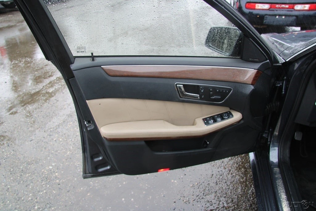 2010 Mercedes-Benz W212 E-Class - Image 13 of 21