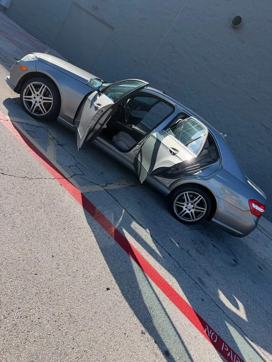 2010 Mercedes-Benz W212 E-Class - Image 2 of 13