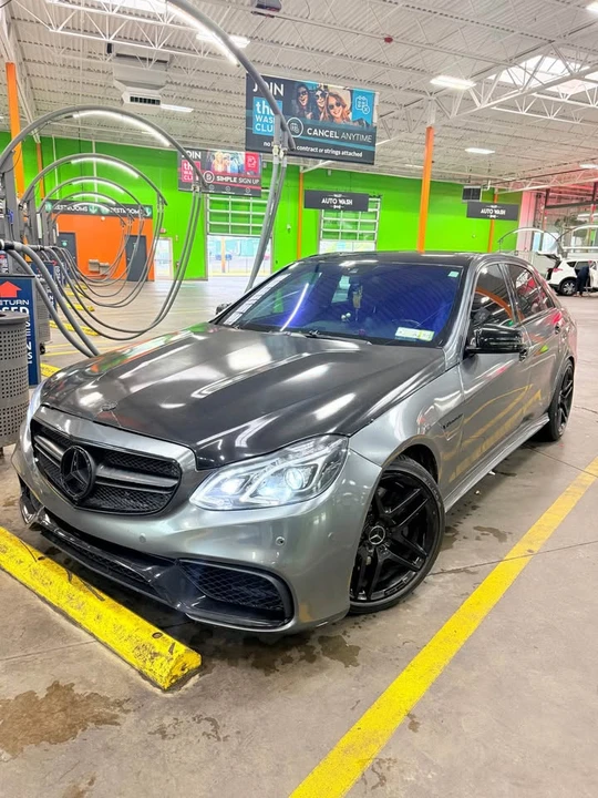 2010 Mercedes-Benz W212 E-Class - Image 14 of 15