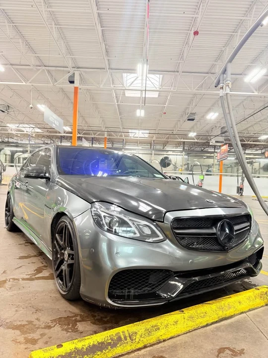 2010 Mercedes-Benz W212 E-Class - Image 2 of 15