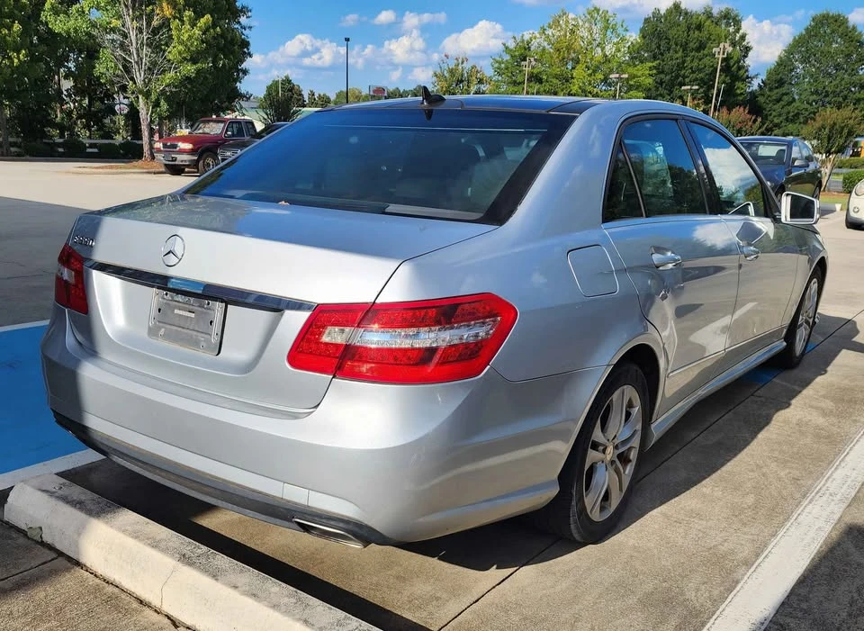 2010 Mercedes-Benz W212 E-Class - Image 5 of 11