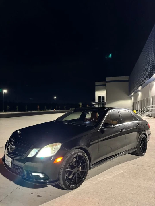 2010 Mercedes-Benz W212 E-Class - Image 5 of 15
