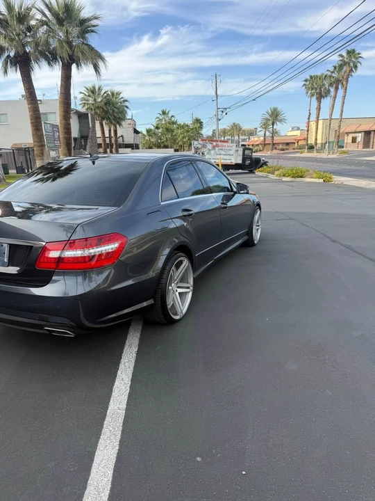 2010 Mercedes-Benz W212 E-Class - Image 3 of 16