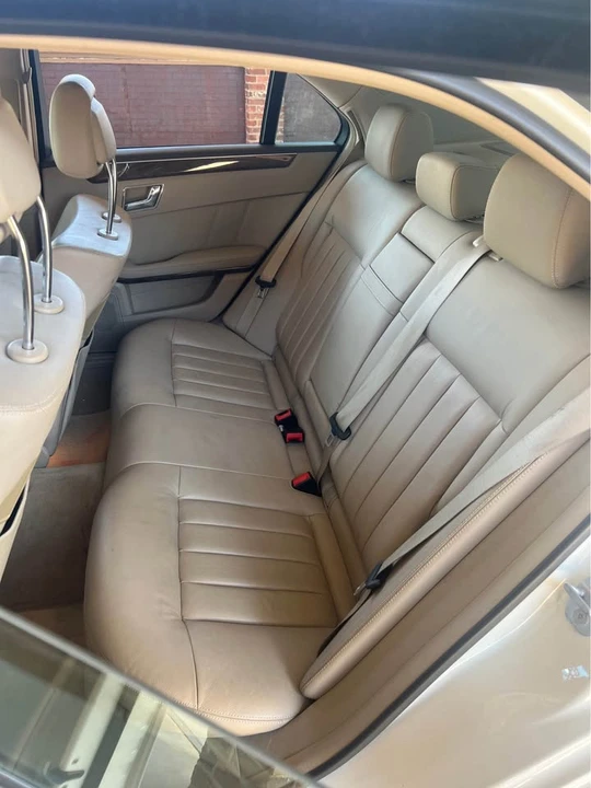 2010 Mercedes-Benz W212 E-Class - Image 10 of 10