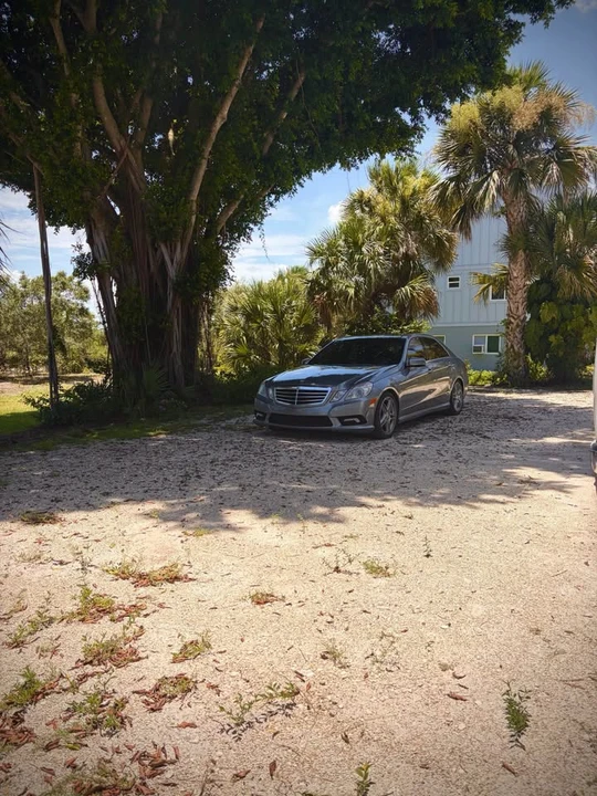 2010 Mercedes-Benz W212 E-Class - Image 5 of 5
