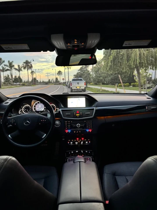 2010 Mercedes-Benz W212 E-Class - Image 13 of 15