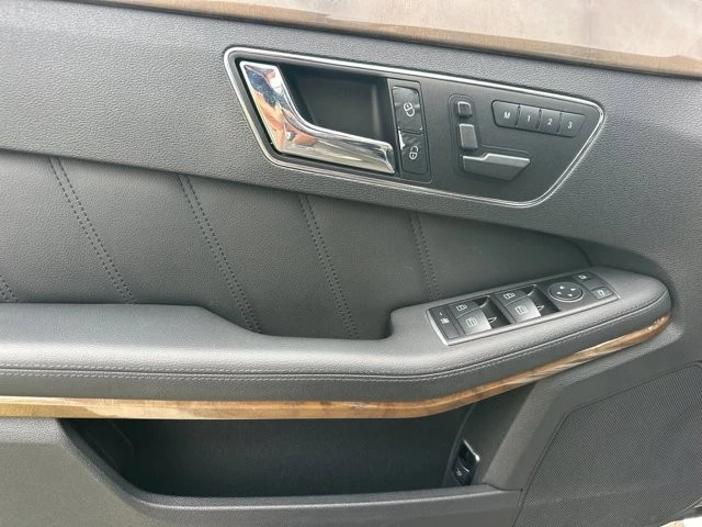 2010 Mercedes-Benz W212 E-Class - Image 11 of 12