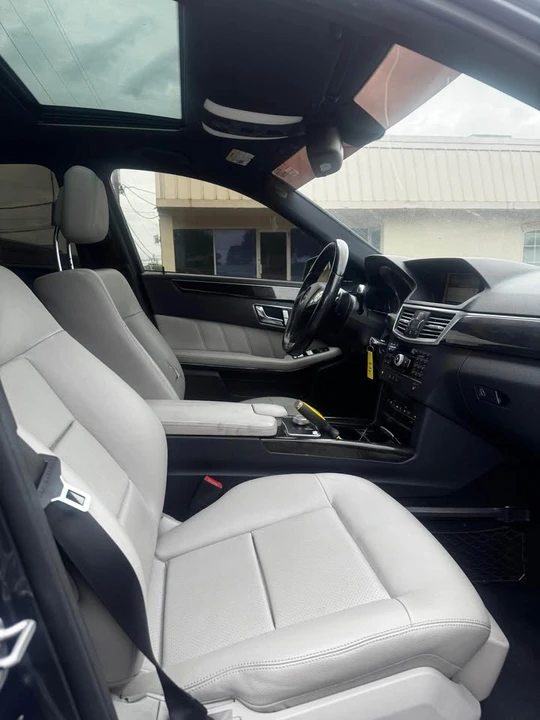 2010 Mercedes-Benz W212 E-Class - Image 2 of 20