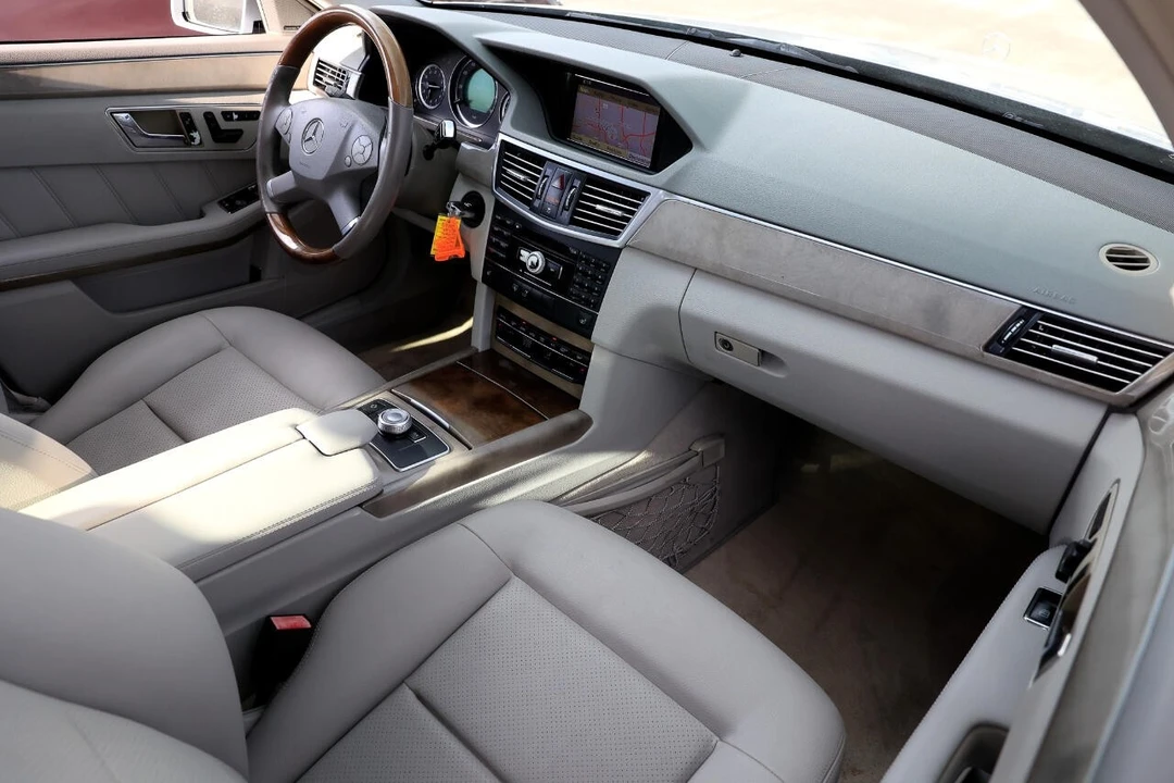 2010 Mercedes-Benz W212 E-Class - Image 16 of 21