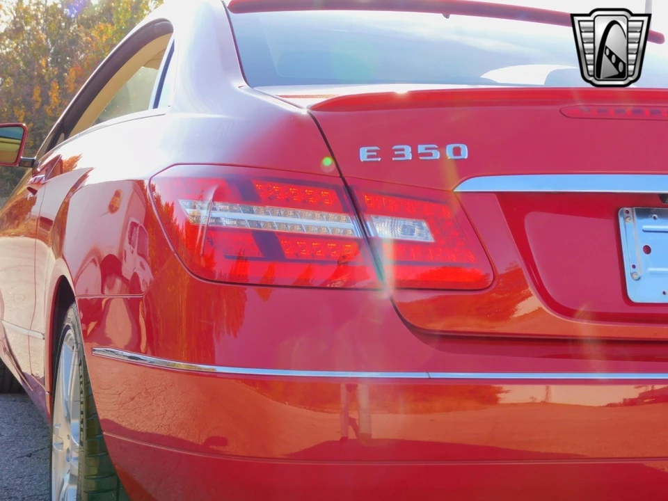 2010 Mercedes-Benz W212 E-Class - Image 13 of 21