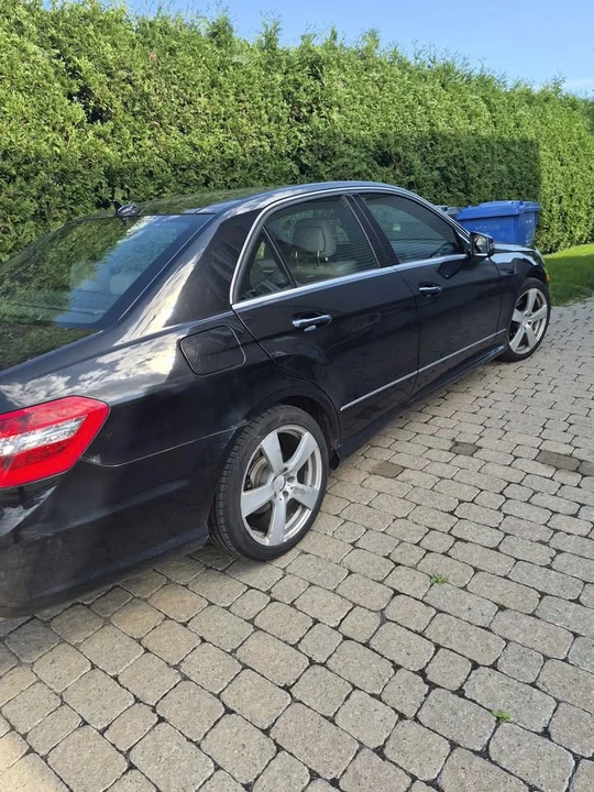 2010 Mercedes-Benz W212 E-Class - Image 5 of 7