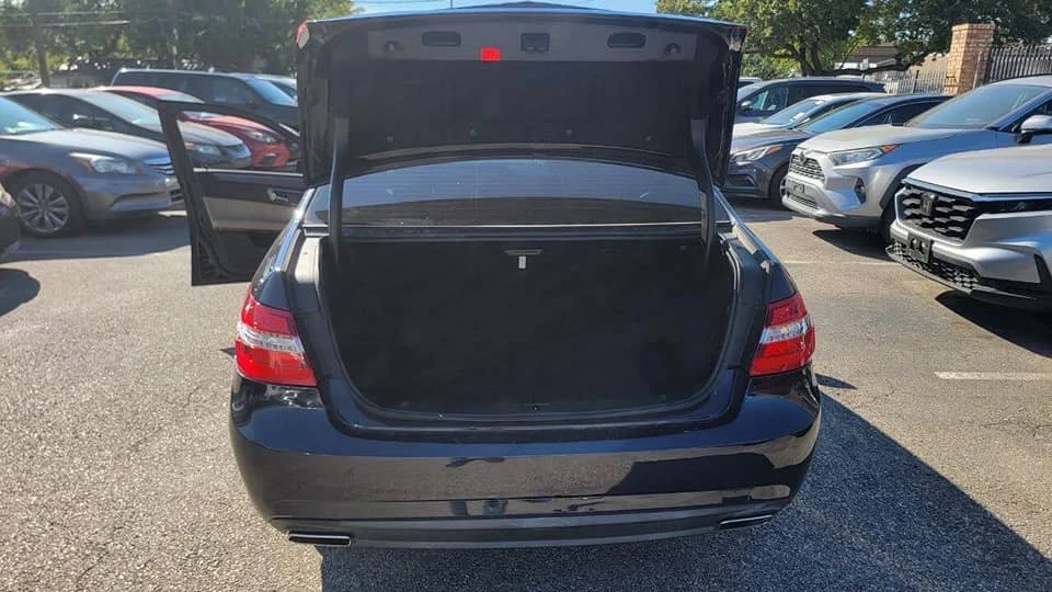 2010 Mercedes-Benz W212 E-Class - Image 5 of 20