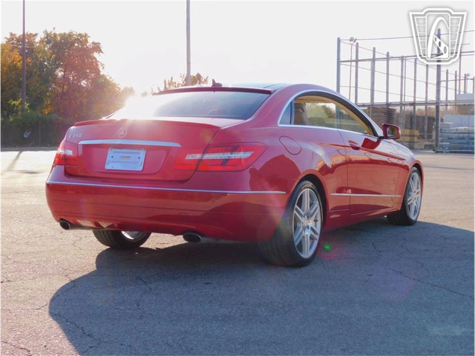 2010 Mercedes-Benz W212 E-Class - Image 25 of 31