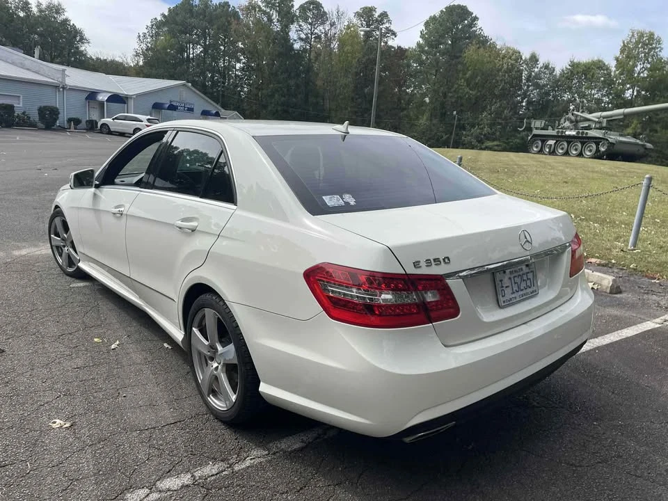 2010 Mercedes-Benz W212 E-Class - Image 4 of 7