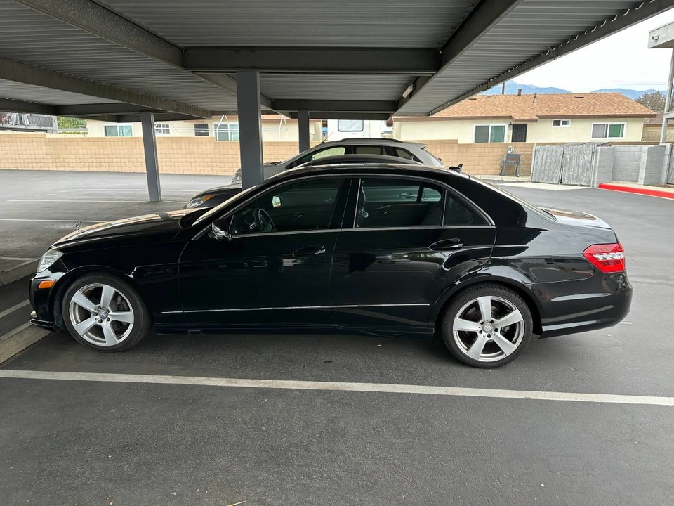 2010 Mercedes-Benz W212 E-Class - Image 2 of 11