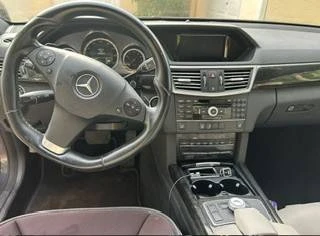 2010 Mercedes-Benz W212 E-Class - Image 6 of 10