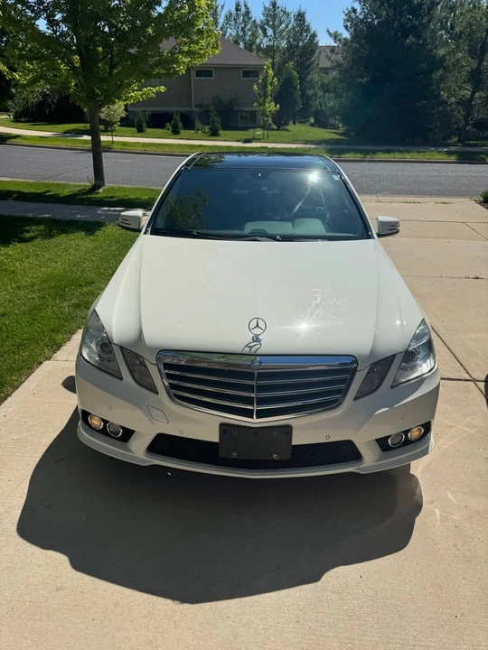 2010 Mercedes-Benz W212 E-Class - Image 2 of 8