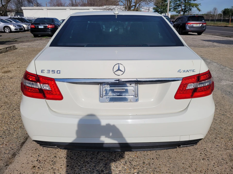 2010 Mercedes-Benz W212 E-Class - Image 4 of 21