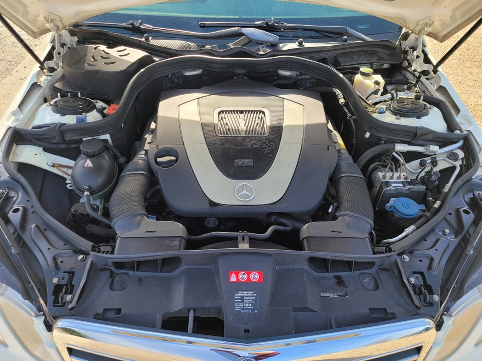2010 Mercedes-Benz W212 E-Class - Image 10 of 21