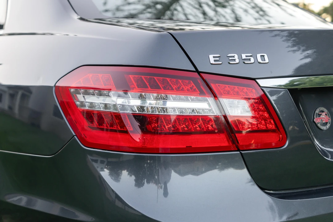 2010 Mercedes-Benz W212 E-Class - Image 22 of 31
