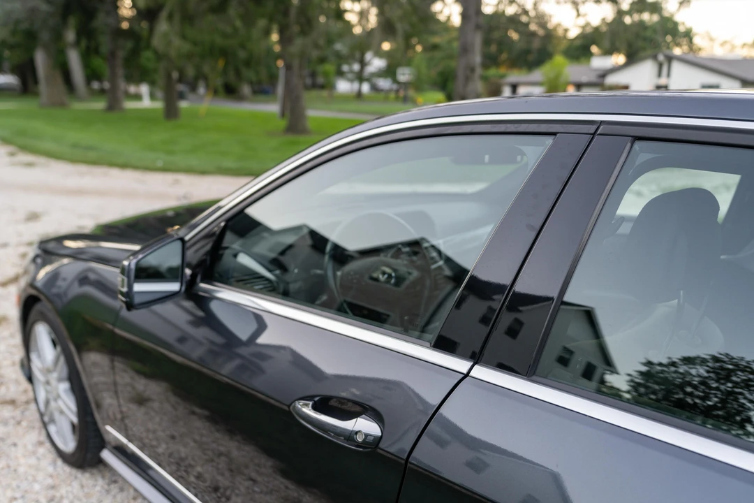 2010 Mercedes-Benz W212 E-Class - Image 27 of 31