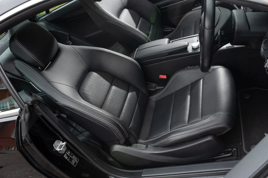 2010 Mercedes-Benz W212 E-Class - Image 8 of 30