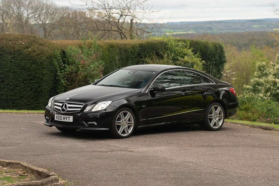 2010 Mercedes-Benz W212 E-Class - Image 5 of 30