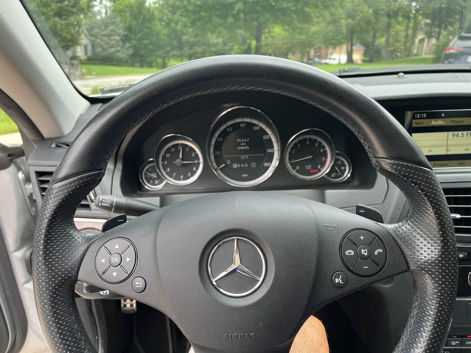 2010 Mercedes-Benz C207/A207 E-Class Coupe & Convertible - Image 22 of 31