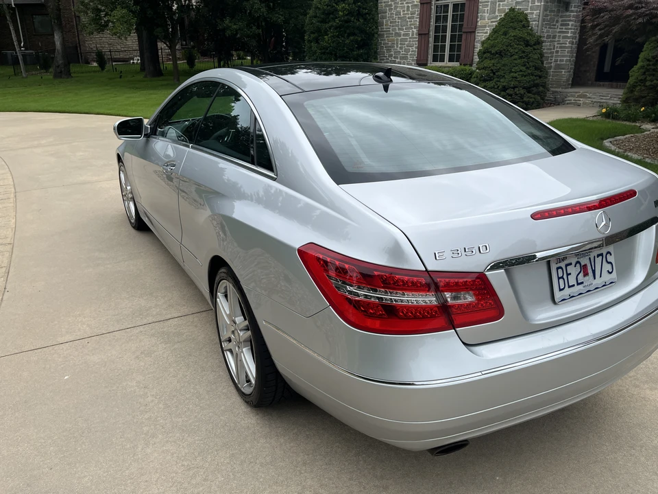 2010 Mercedes-Benz C207/A207 E-Class Coupe & Convertible - Image 6 of 31