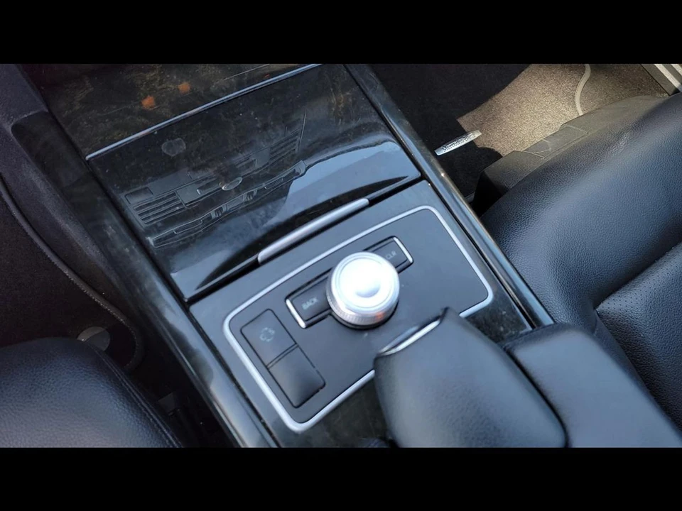 2010 Mercedes-Benz W212 E-Class - Image 21 of 21
