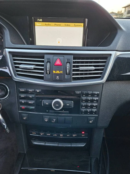 2010 Mercedes-Benz W212 E-Class - Image 12 of 12