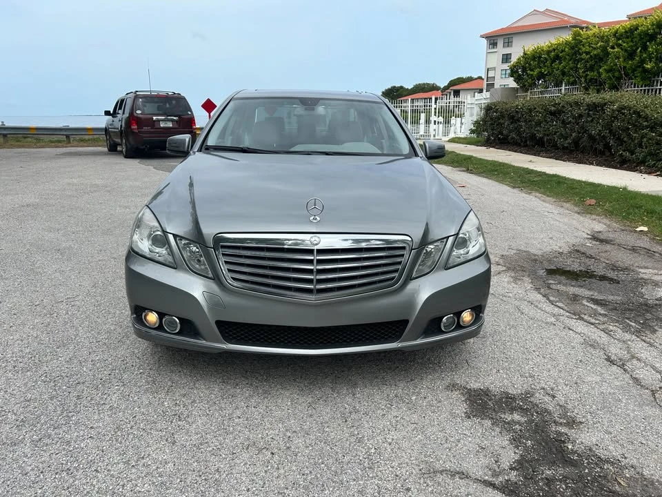 2010 Mercedes-Benz W212 E-Class - Image 7 of 16