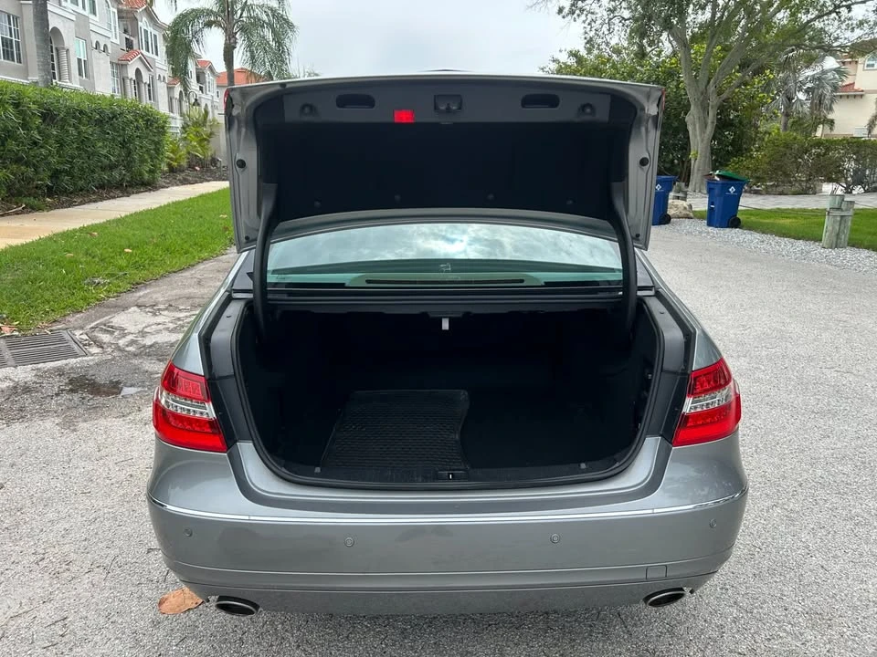 2010 Mercedes-Benz W212 E-Class - Image 6 of 16