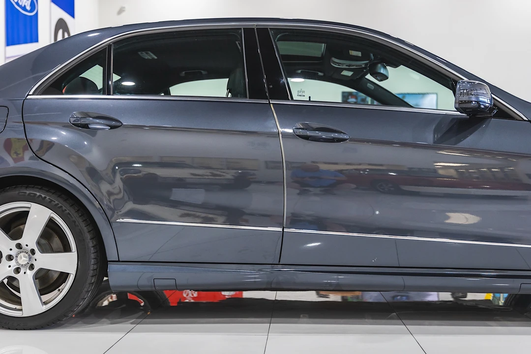 2010 Mercedes-Benz W212 E-Class - Image 16 of 31