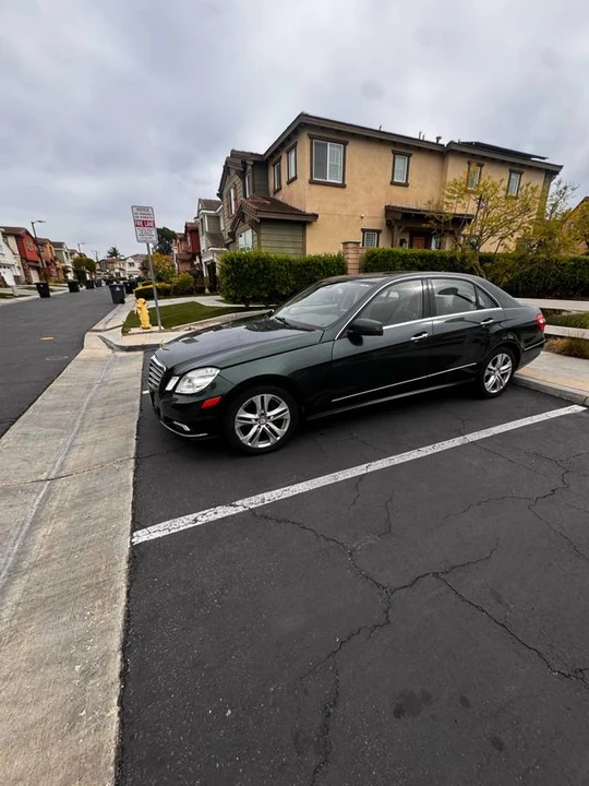 2010 Mercedes-Benz W212 E-Class - Image 2 of 23