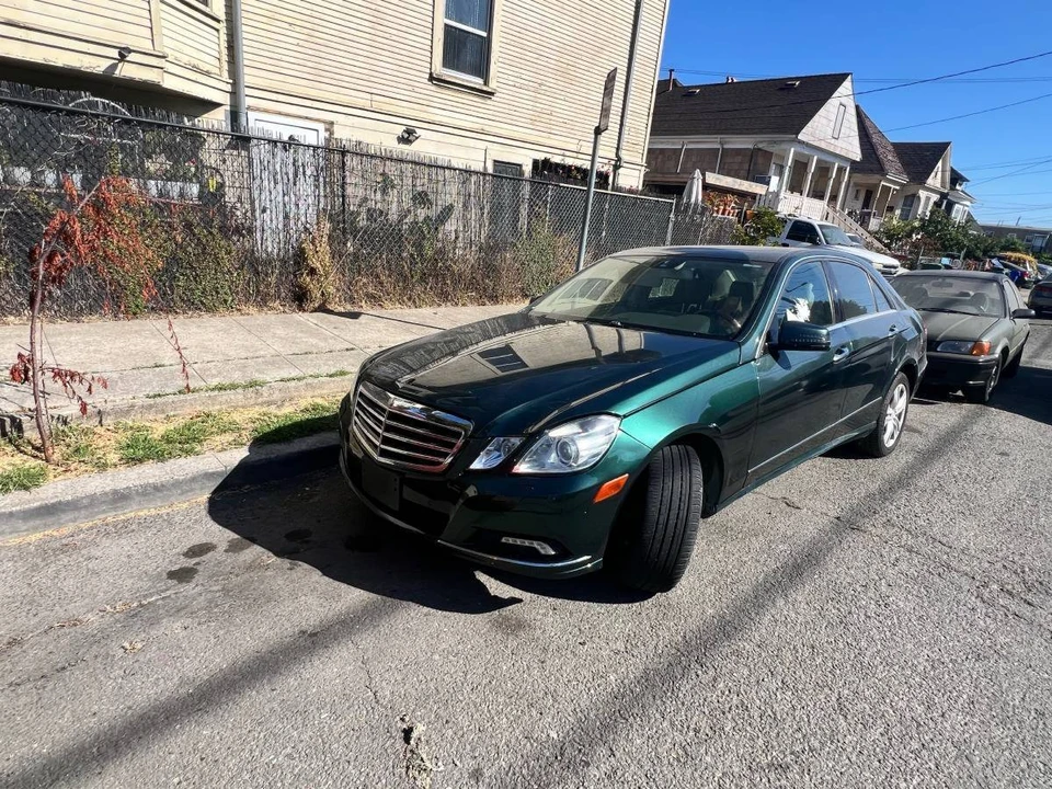 2010 Mercedes-Benz W212 E-Class - Image 23 of 23