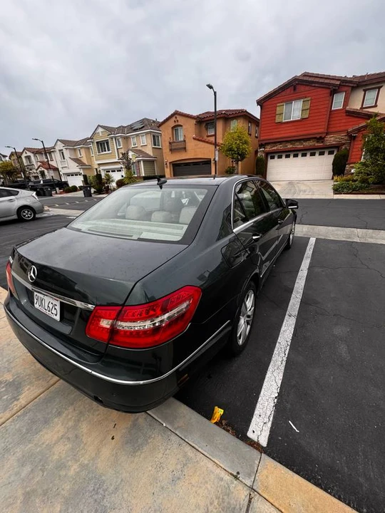 2010 Mercedes-Benz W212 E-Class - Image 5 of 23