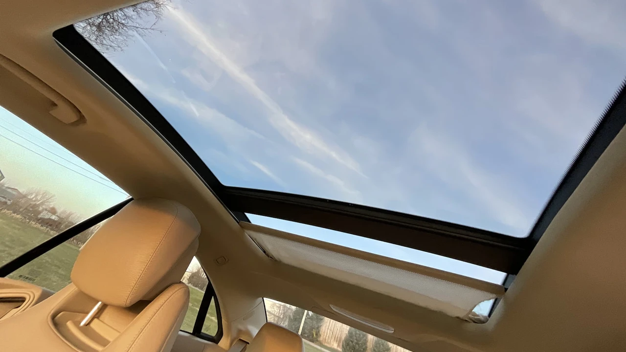 2010 Mercedes-Benz W212 E-Class - Image 13 of 13