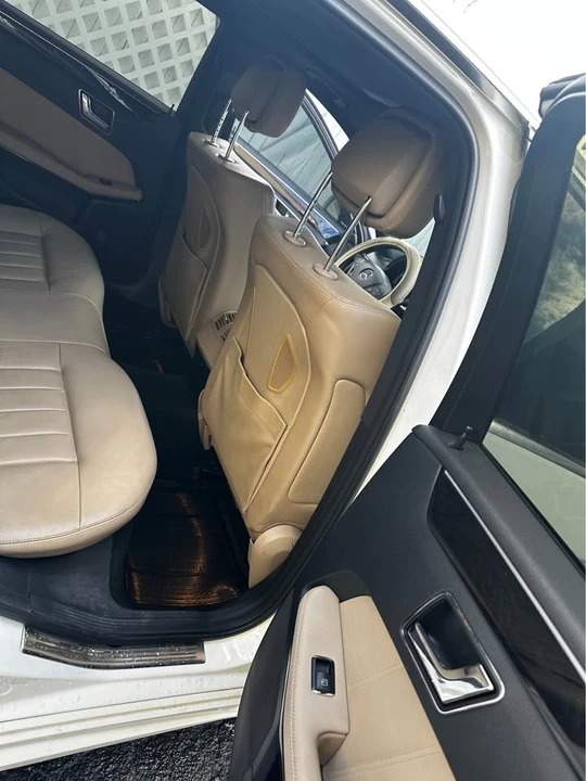2010 Mercedes-Benz W212 E-Class - Image 2 of 5