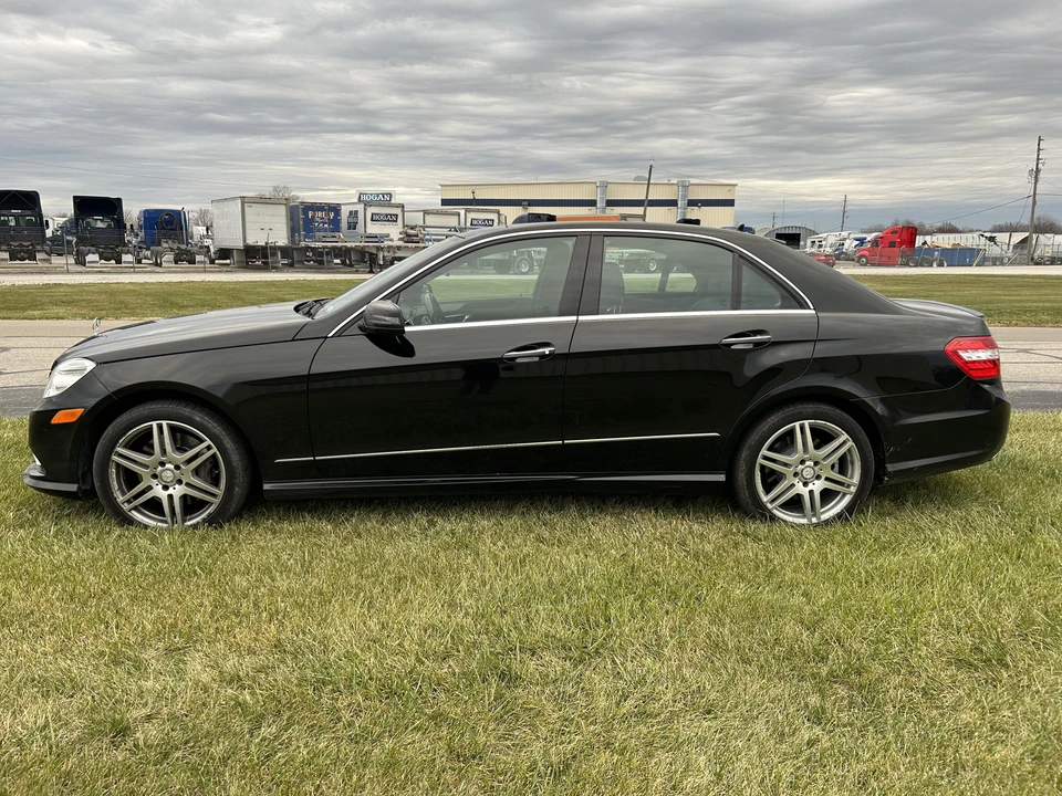 2010 Mercedes-Benz W212 E-Class - Image 9 of 31